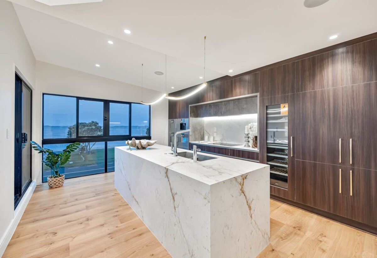 58 The Esplanade, Eastern Beach, Auckland