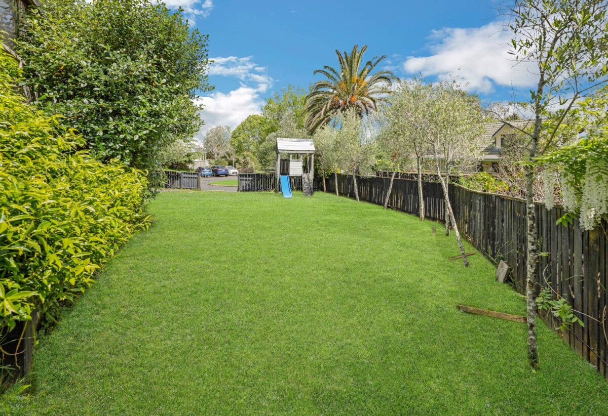 The homeowner will provide RC and EPA for 3 new houses prior to settlement, 26 Orinda Close, Botany Downs, Auckland