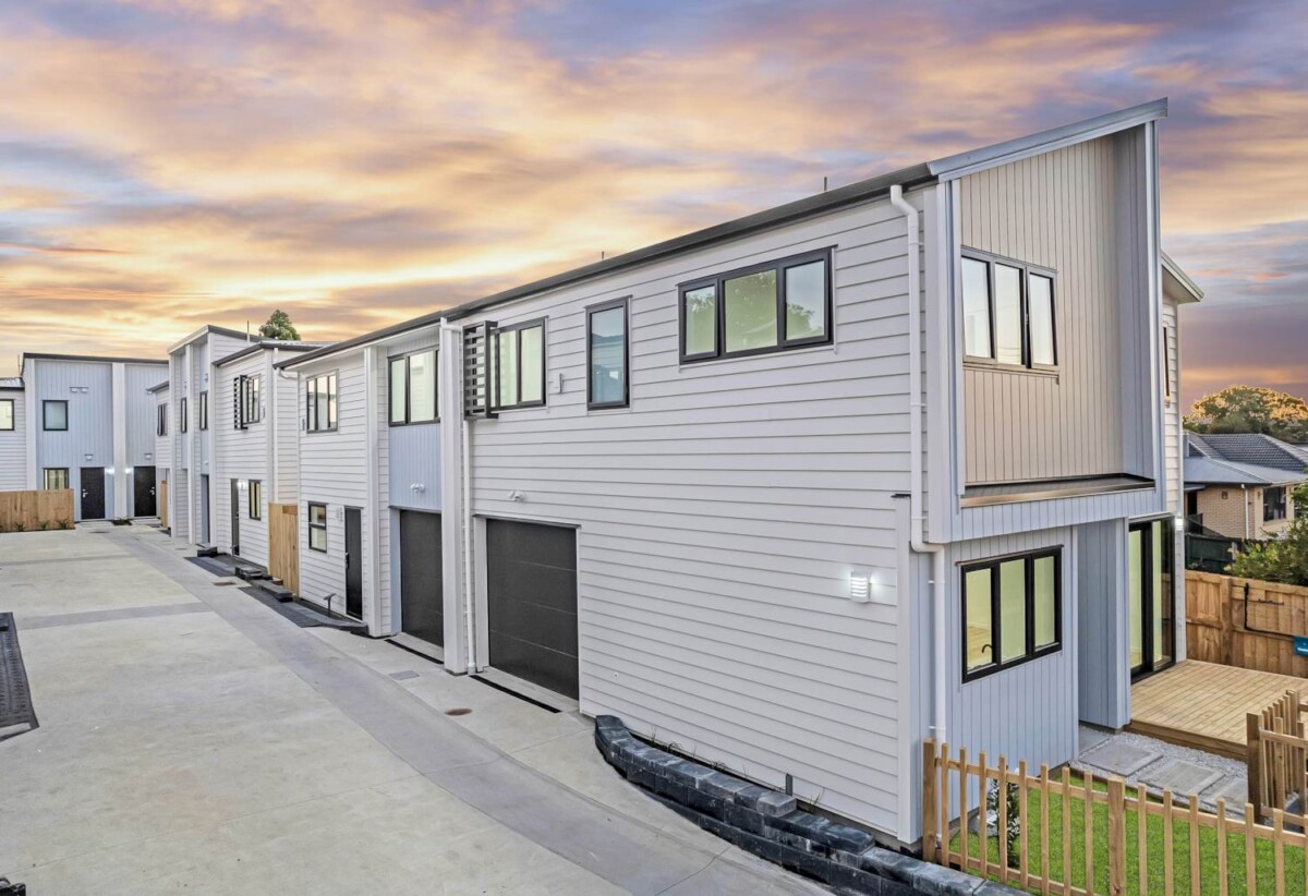 8/6 Pah Road, Papatoetoe, Auckland