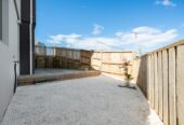 Spacious, Stylish & Granny Potential, 3/ 10 Vinifera Place, Albany, Auckland