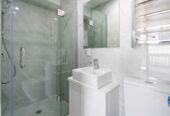 Spacious, Stylish & Granny Potential, 3/ 10 Vinifera Place, Albany, Auckland