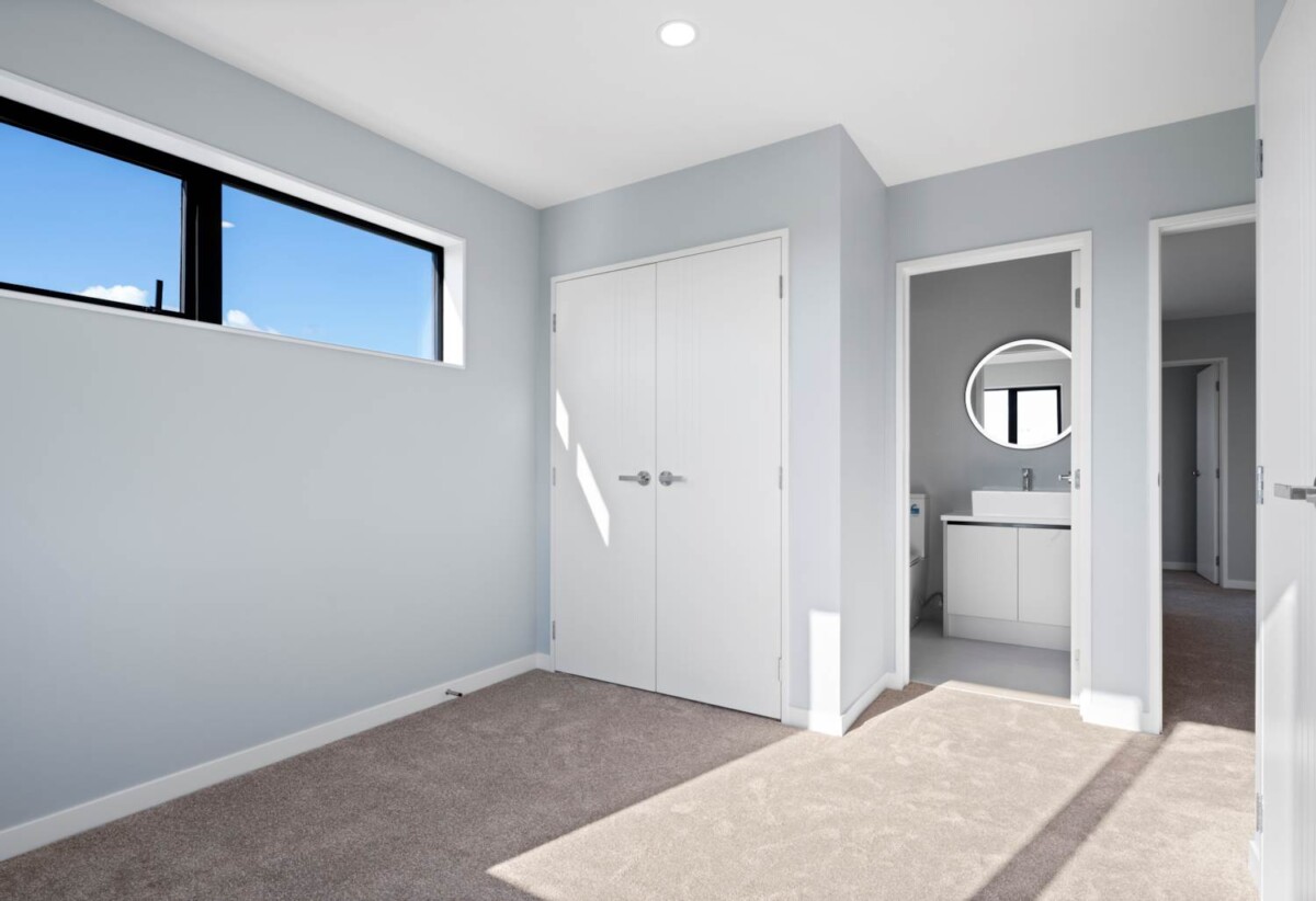 8 Taipahitini Road, Karaka, Auckland