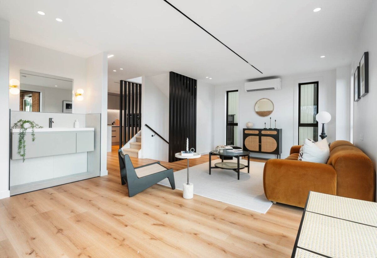 2F Rangitoto Terrace, Milford, Auckland