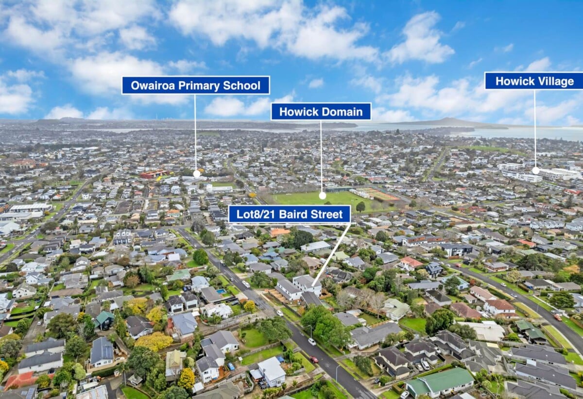 8/21 Baird Street, Howick, Auckland