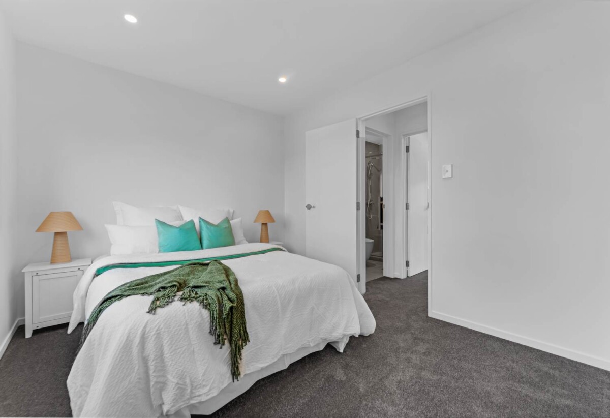 2/21 Baird Street, Howick, Auckland