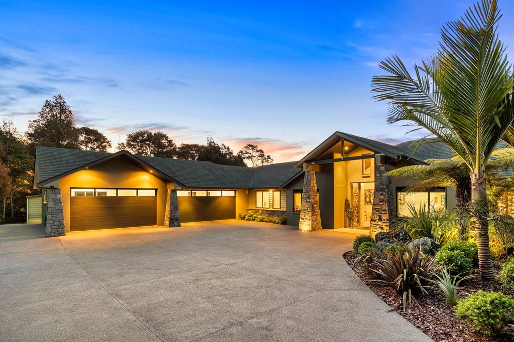 Your Hidden Luxury Lifestyle Paradise Awaits, 28 Macwhinney Drive, Drury, Auckland