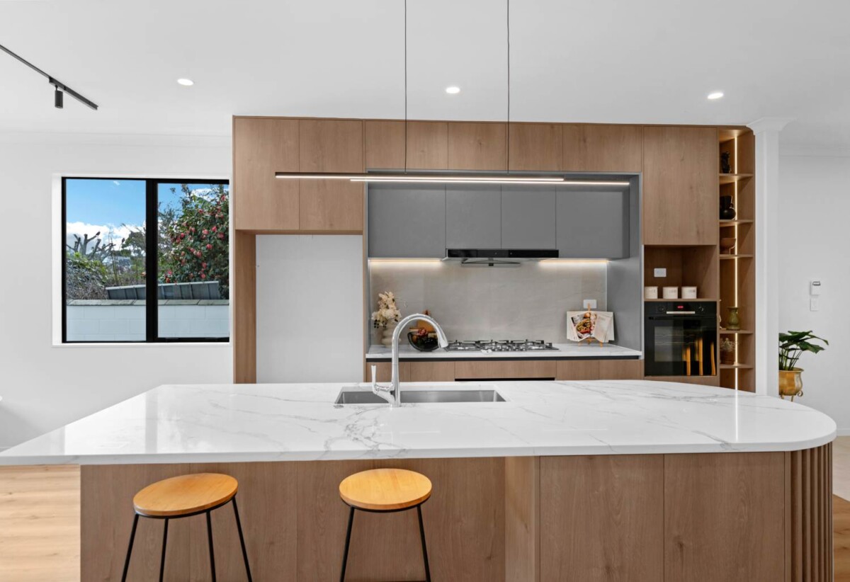 Brand New, Freestanding & Zoned for BBI & Macleans, Lot 1, 11 Ganymede Place, Half Moon Bay, Auckland