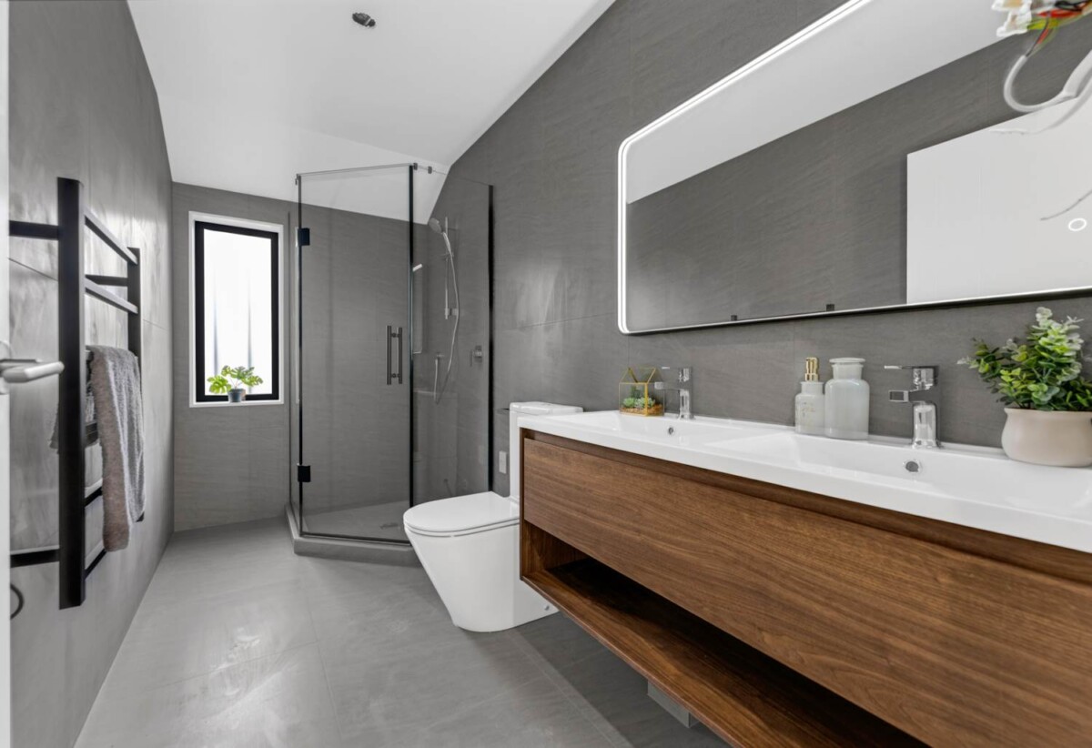 Brand New, Freestanding & Zoned for BBI & Macleans, Lot 1, 11 Ganymede Place, Half Moon Bay, Auckland