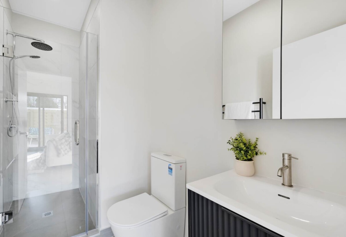 Brandnew freehold 4 beds 3 baths home, close to shopping centres, 1.7 km to Pakuranga College, 14A,14B,14D Hope Farm Avenue, Pakuranga Heights, Auckland