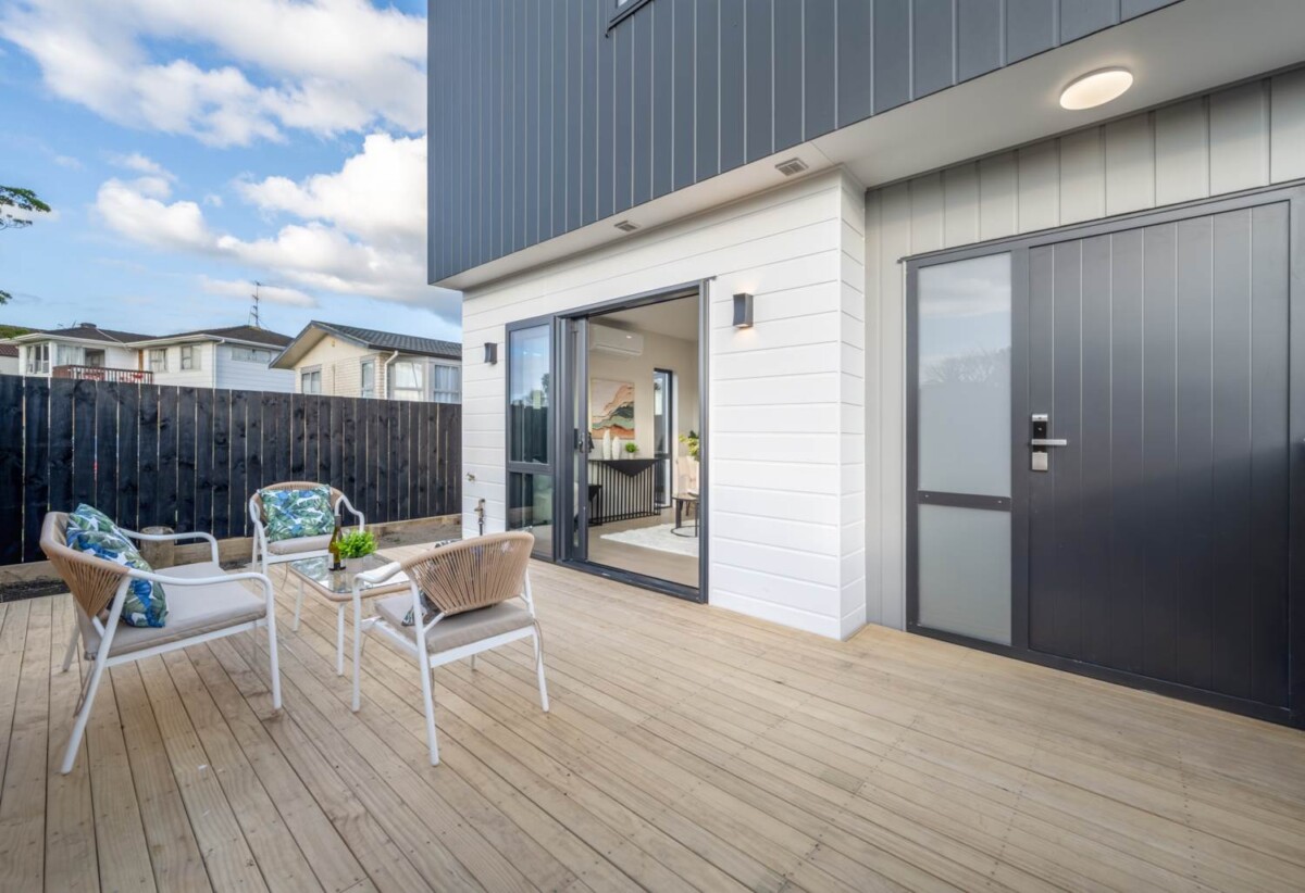Brandnew freehold 4 beds 3 baths home, close to shopping centres, 1.7 km to Pakuranga College, 14A,14B,14D Hope Farm Avenue, Pakuranga Heights, Auckland