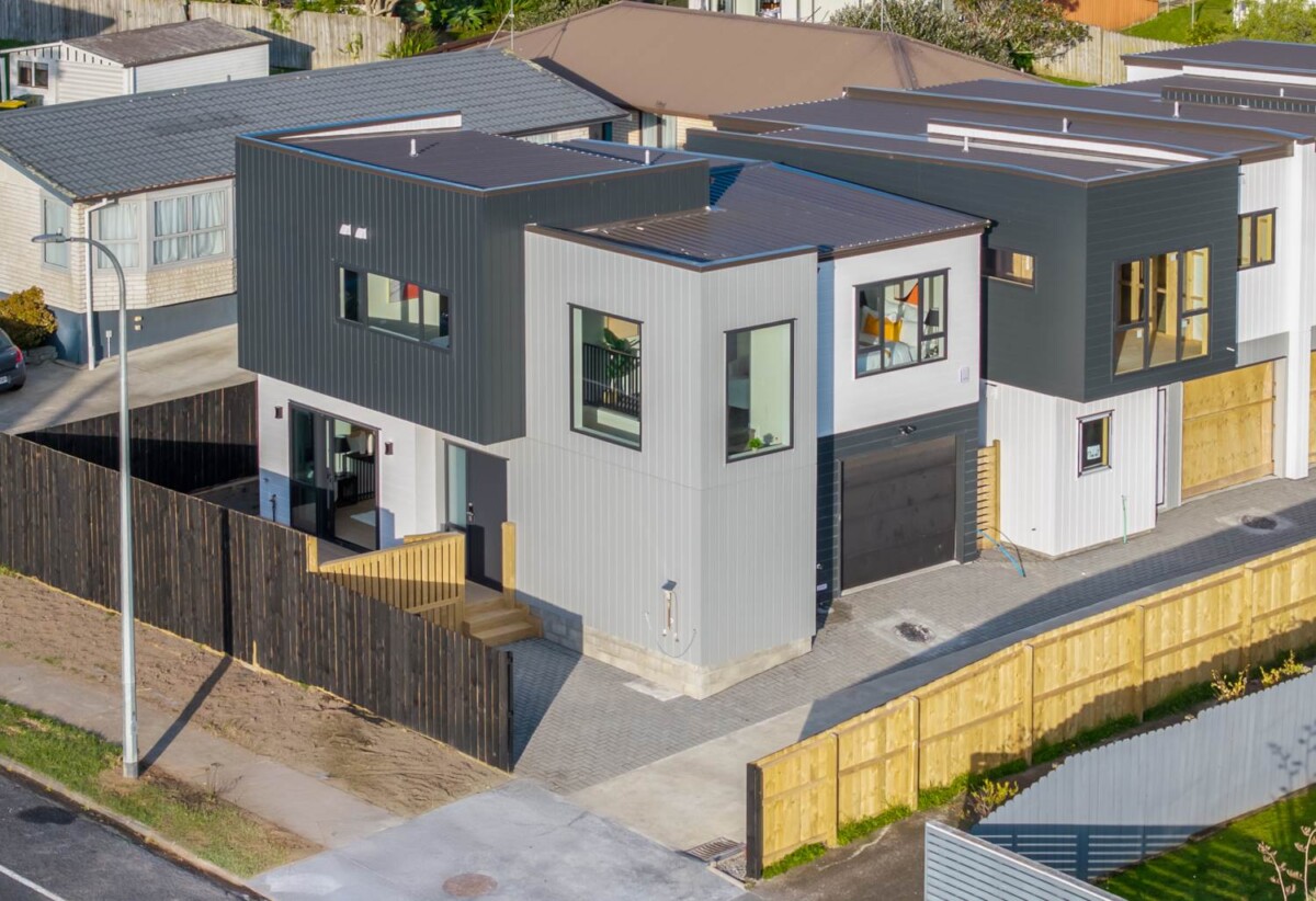 Brandnew freehold 4 beds 3 baths home, close to shopping centres, 1.7 km to Pakuranga College, 14A,14B,14D Hope Farm Avenue, Pakuranga Heights, Auckland