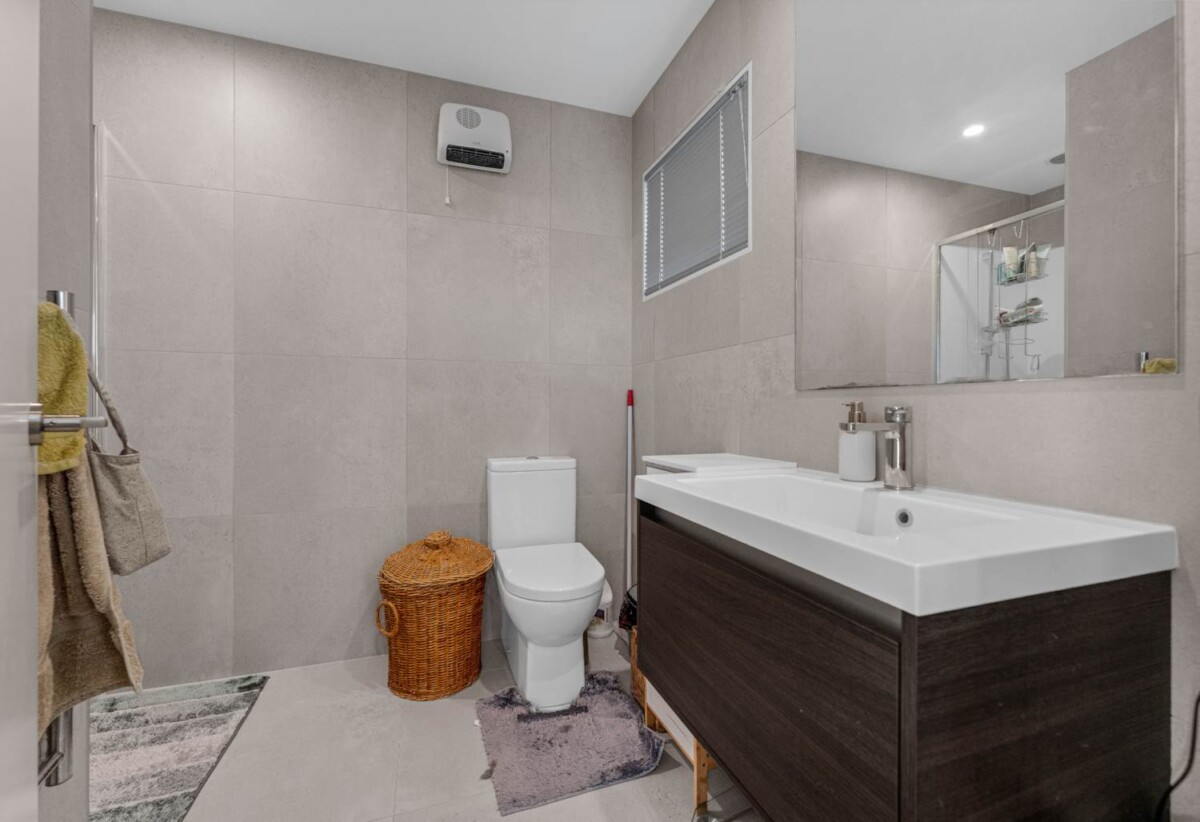 16 Magnetite Lane, Flat Bush, Auckland