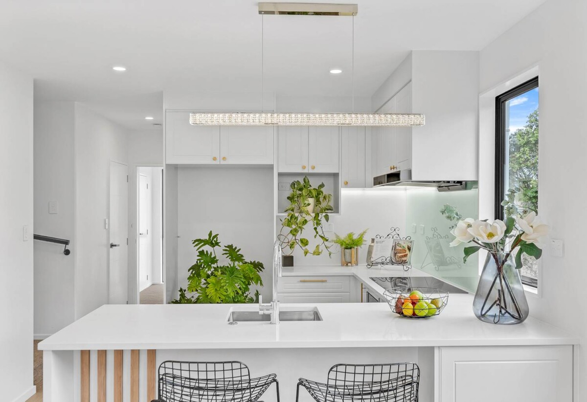 Price Slashed for Immediate Possession, 2B Wynn Place, Howick, Auckland