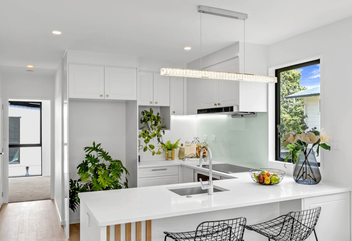 Price Slashed for Immediate Possession, 2B Wynn Place, Howick, Auckland