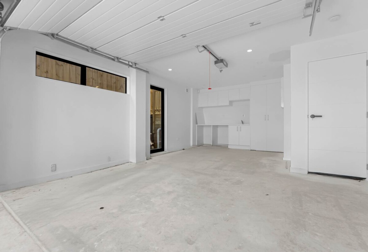 Price Slashed for Immediate Possession, 2B Wynn Place, Howick, Auckland