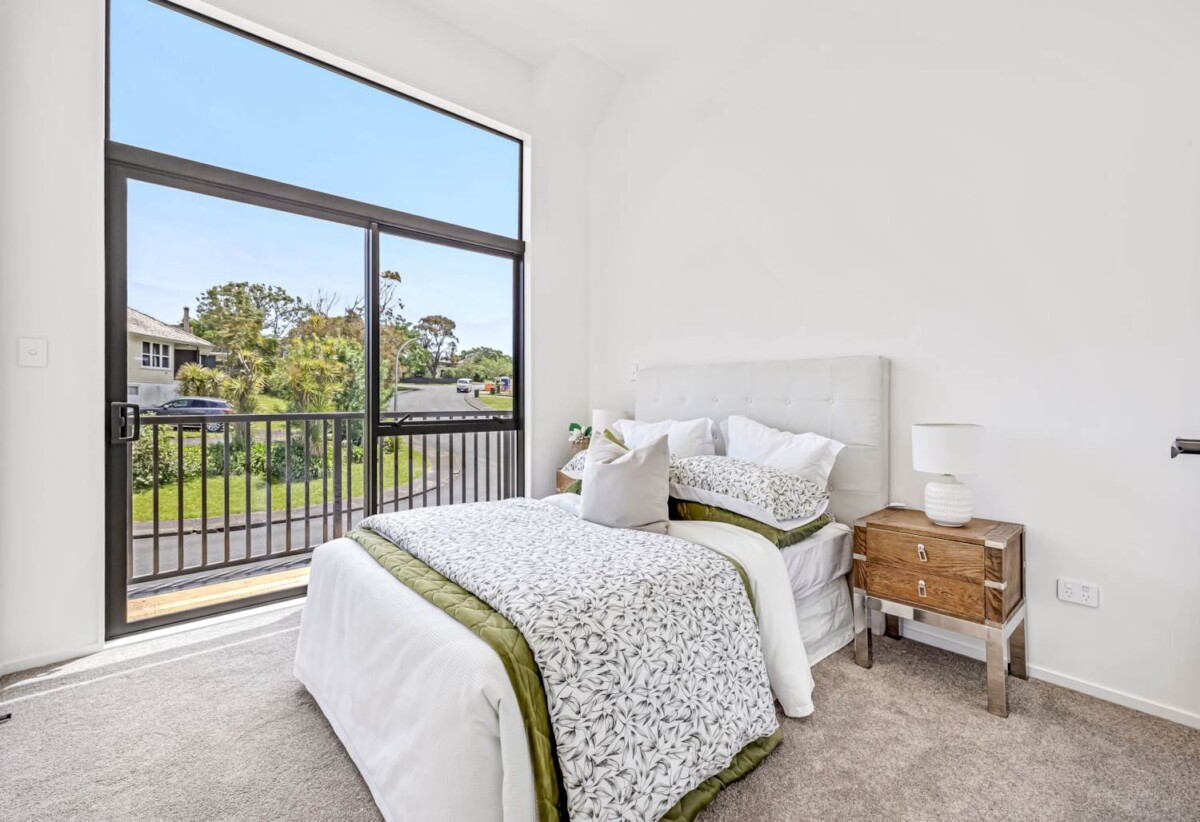 Price Slashed for Immediate Possession, 2B Wynn Place, Howick, Auckland