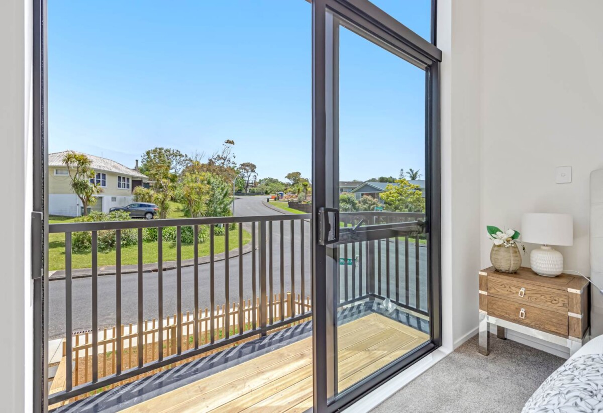 Price Slashed for Immediate Possession, 2B Wynn Place, Howick, Auckland