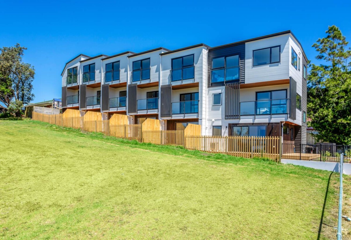 Simple Living Starts Here – Reserve Outlook, 109E Archers Road, Hillcrest, Auckland