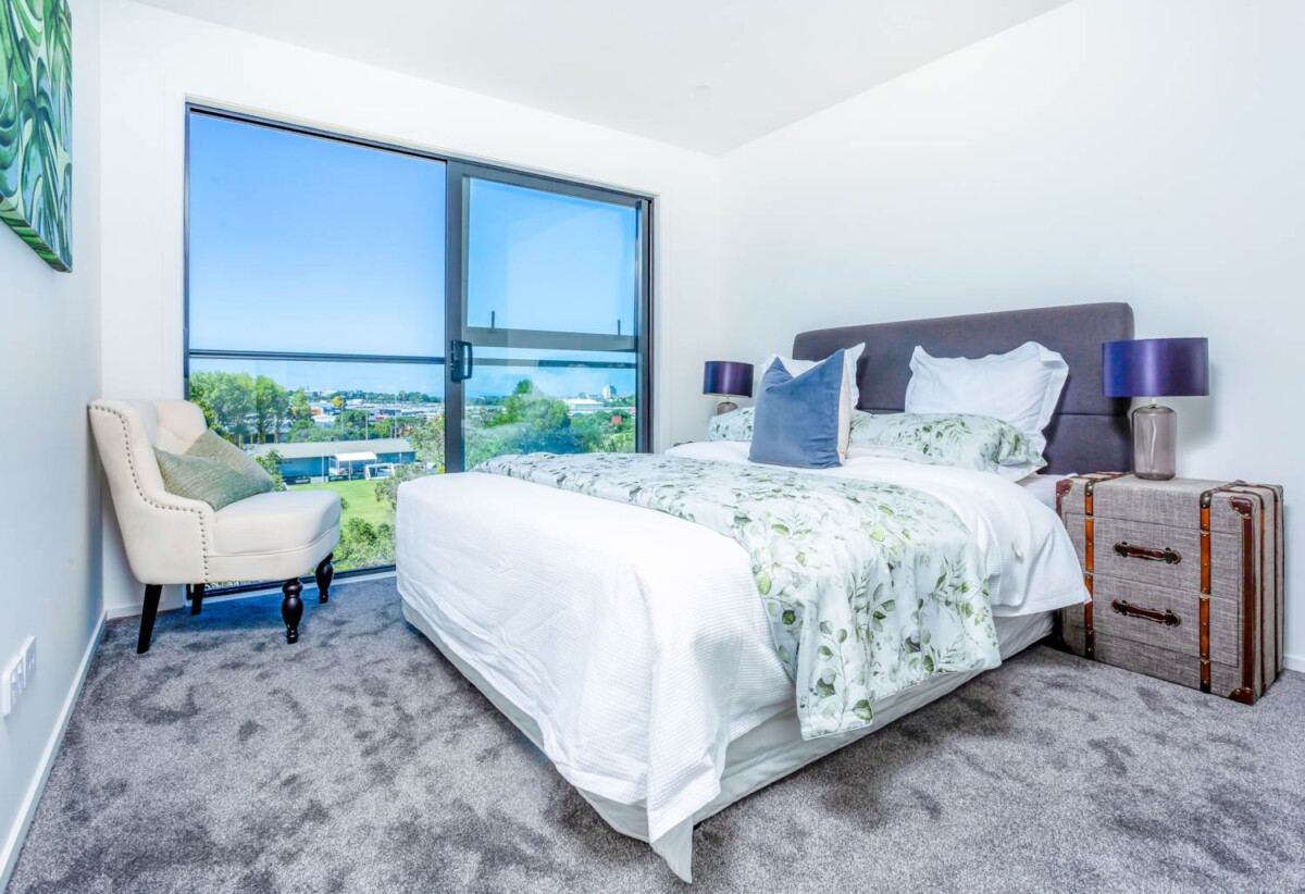 Your Next Step Up – Reserve Outlook, 109D Archers Road, Hillcrest, Auckland
