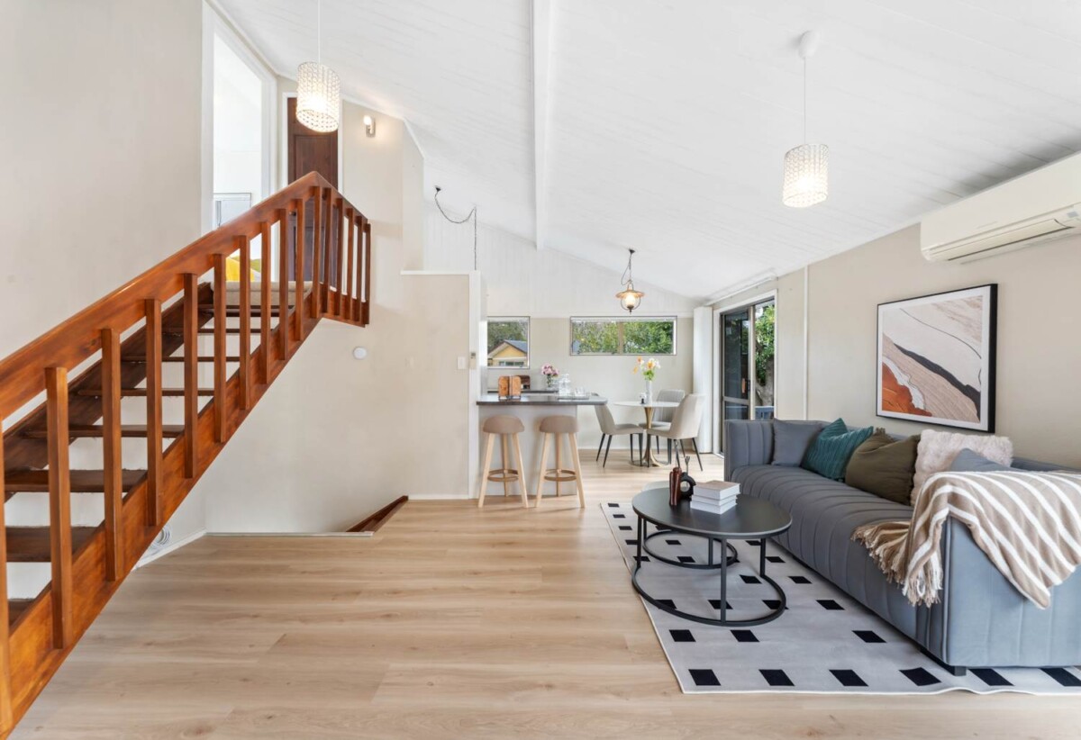 1/10 Heather Place, Sunnynook, Auckland