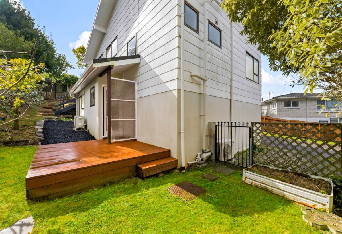 1/10 Heather Place, Sunnynook, Auckland