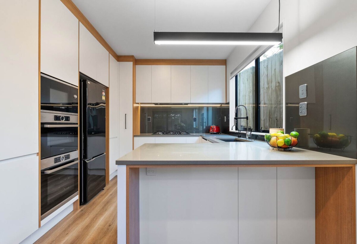 57E Hogans Road, Glenfield, Auckland
