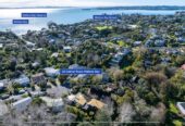 Macleans College, 4 beds 2 baths house with double garage on 1305m2 section, close to beaches, schools, shops, 0.5 km to Mellons Bay School, 1.1 km to Macleans College, 1.4 km to Bucklands Beach Intermediate, 29 Colmar Road, Mellons Bay, Auckland