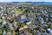 Macleans College, 4 beds 2 baths house with double garage on 1305m2 section, close to beaches, schools, shops, 0.5 km to Mellons Bay School, 1.1 km to Macleans College, 1.4 km to Bucklands Beach Intermediate, 29 Colmar Road, Mellons Bay, Auckland