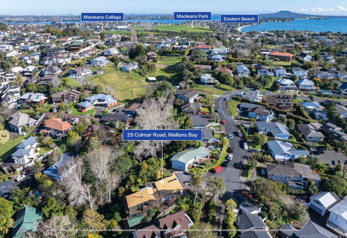 Macleans College, 4 beds 2 baths house with double garage on 1305m2 section, close to beaches, schools, shops, 0.5 km to Mellons Bay School, 1.1 km to Macleans College, 1.4 km to Bucklands Beach Intermediate, 29 Colmar Road, Mellons Bay, Auckland