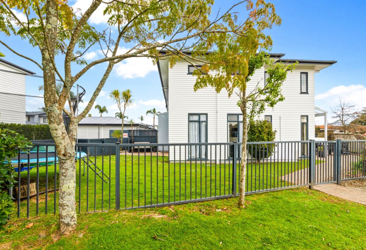 83/2 Armoy Drive, East Tamaki, Auckland