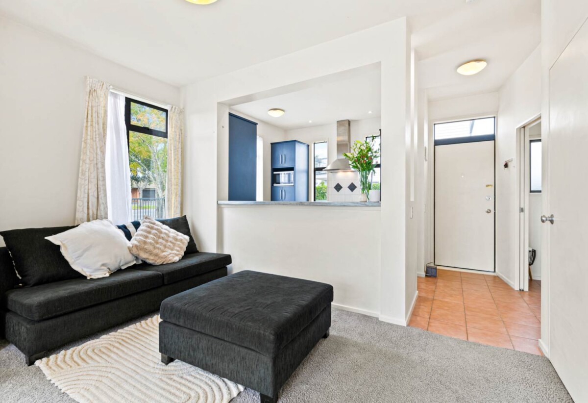 83/2 Armoy Drive, East Tamaki, Auckland