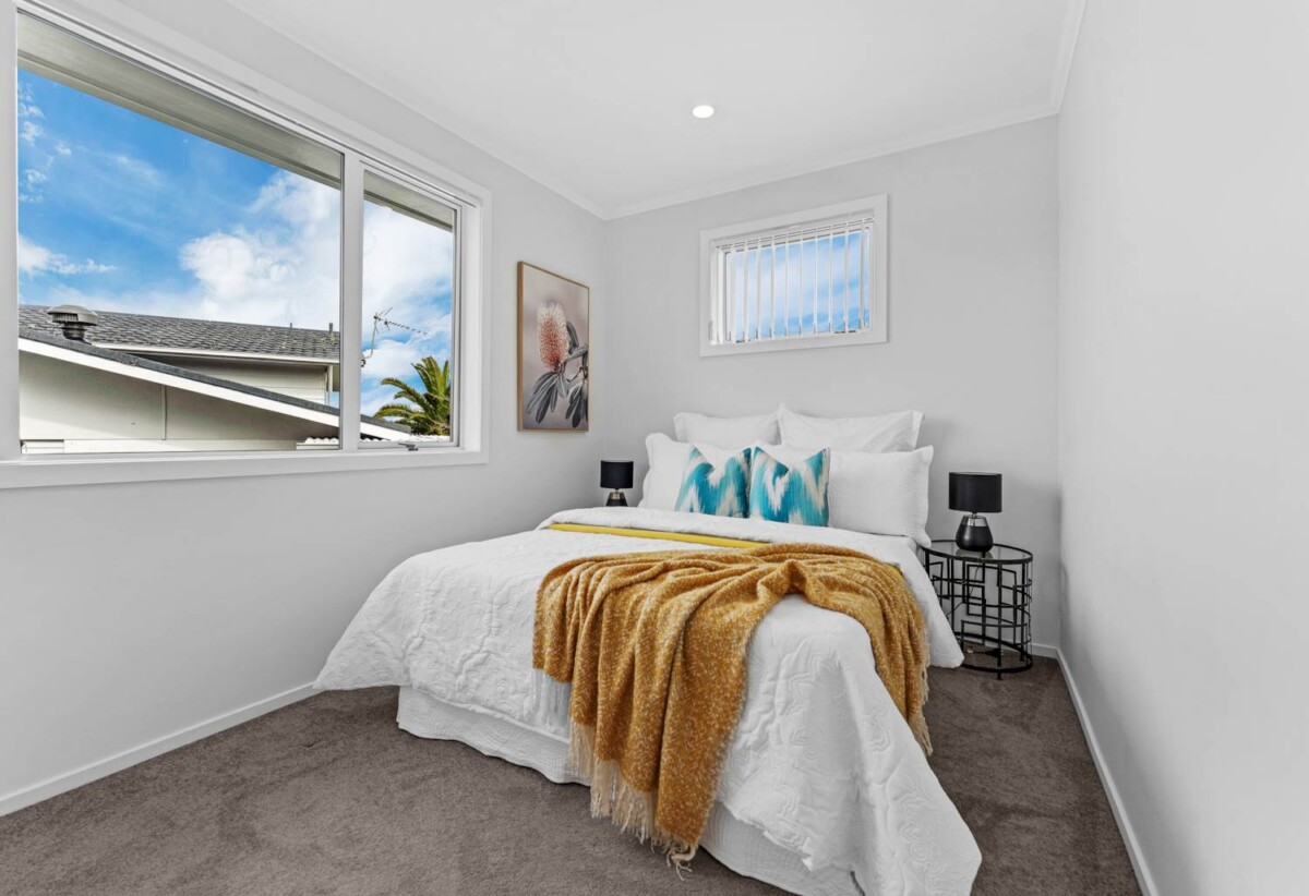 99 Sycamore Drive, Sunnynook, Auckland