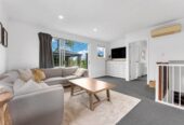 For rent, 4 bedrooms 2 bathrooms house plus a study, 3 Malvina Place, Bucklands Beach, Auckland, available 3rd October