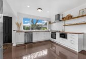 For rent, 4 bedrooms 2 bathrooms house plus a study, 3 Malvina Place, Bucklands Beach, Auckland, available 3rd October