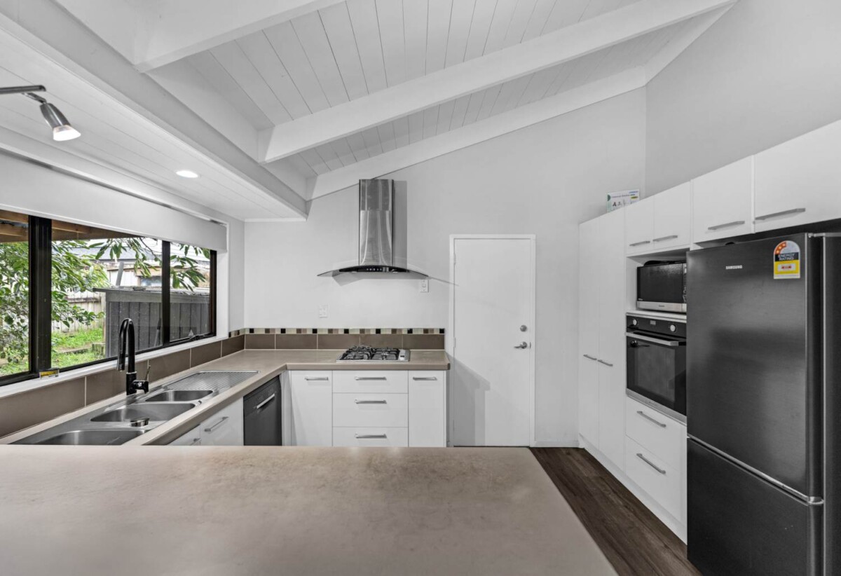 Urgent Sale, 54B Halsey Road, Manurewa, Auckland