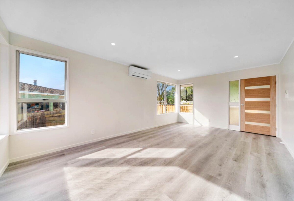 Fully renovated, 84 Ferndown Avenue, Papatoetoe, Auckland