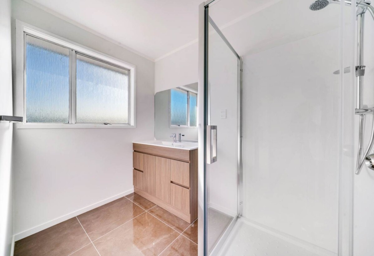 Fully renovated, 84 Ferndown Avenue, Papatoetoe, Auckland