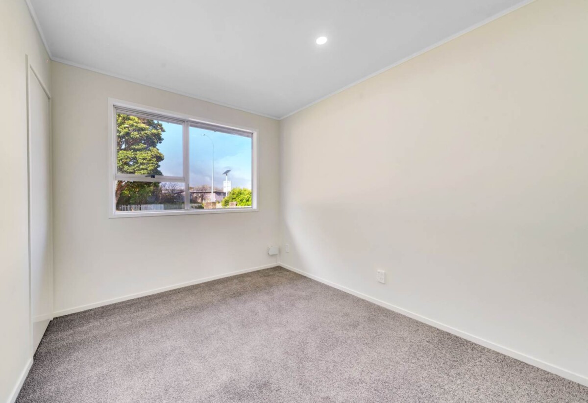 Fully renovated, 84 Ferndown Avenue, Papatoetoe, Auckland