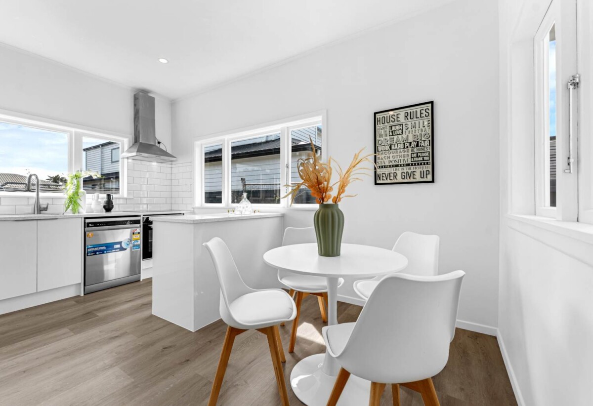 Fully Renovated, 124 Old Wairoa Road, Papakura, Auckland