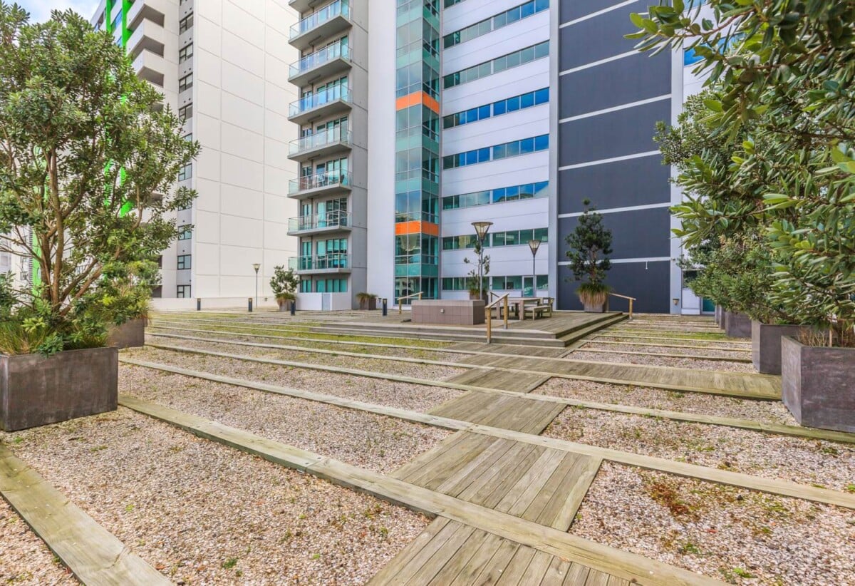 Sharp Price! Seaview CBD Home, 1210/30 Beach Road, City Centre, Auckland