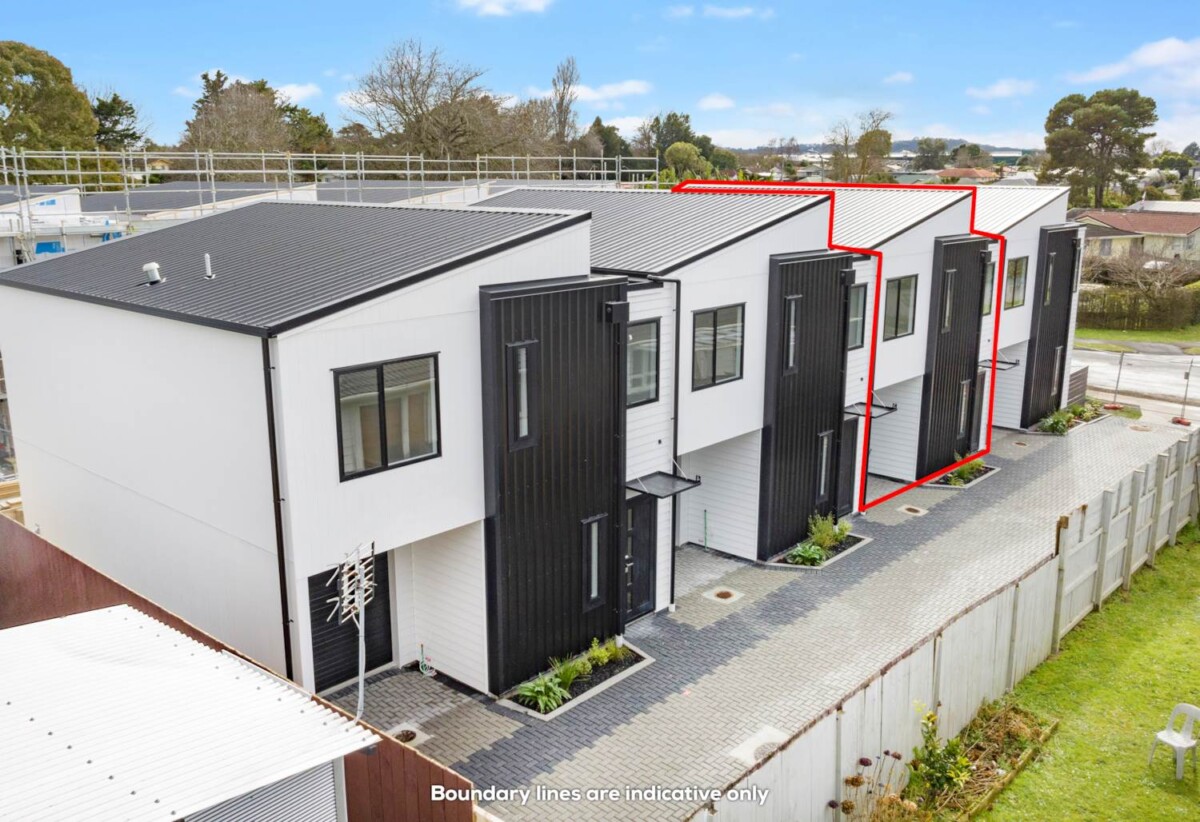 Affordable, Brand-new freehold 4 bedrooms, 11B Rountree Place, Conifer Grove, Auckland
