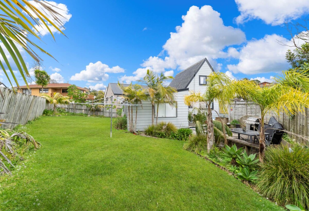 Rare Development Opportunity in Top School Zone, 97 Oaktree Avenue, Browns Bay, Auckland