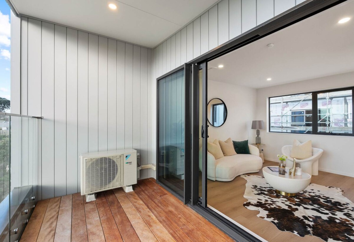 Seaview Living Lifestyle – Brand New Coastal Home, Lot3/1090 Beach Road, Long Bay, Auckland