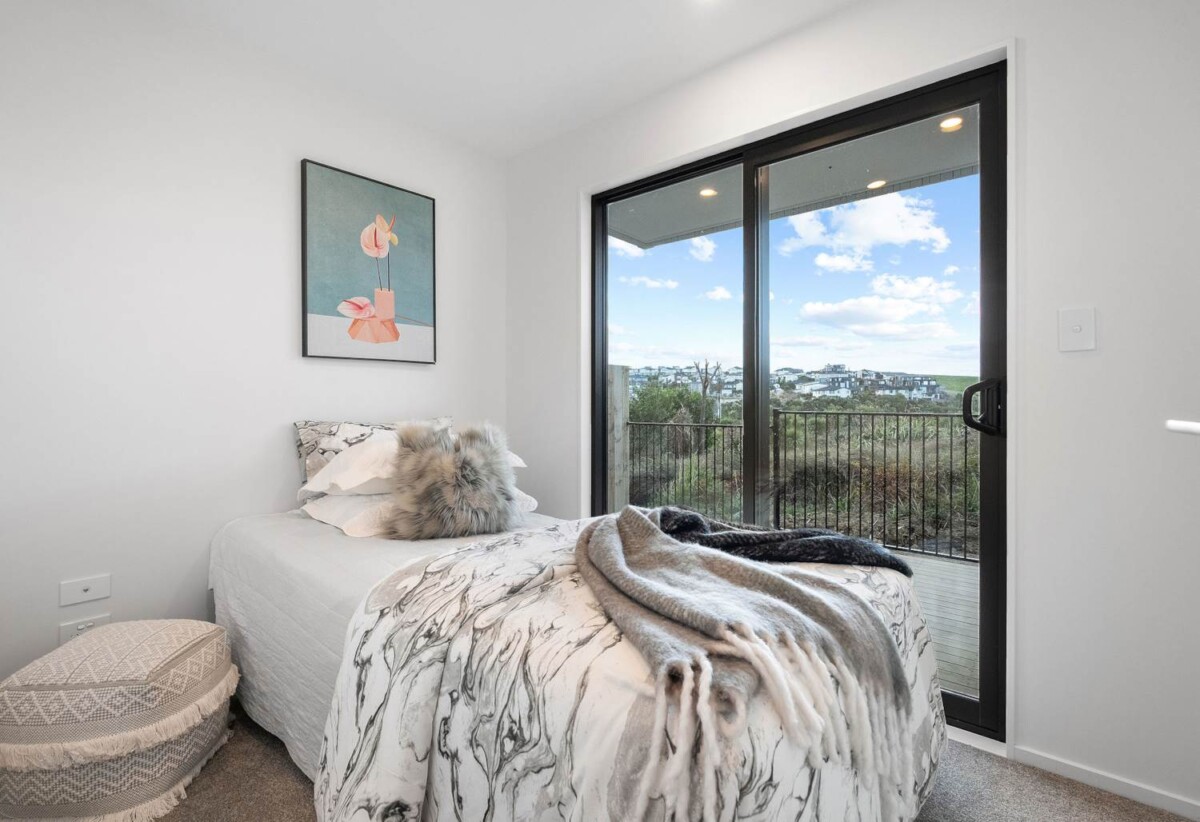 Seaview Living Lifestyle – Brand New Coastal Home, Lot3/1090 Beach Road, Long Bay, Auckland