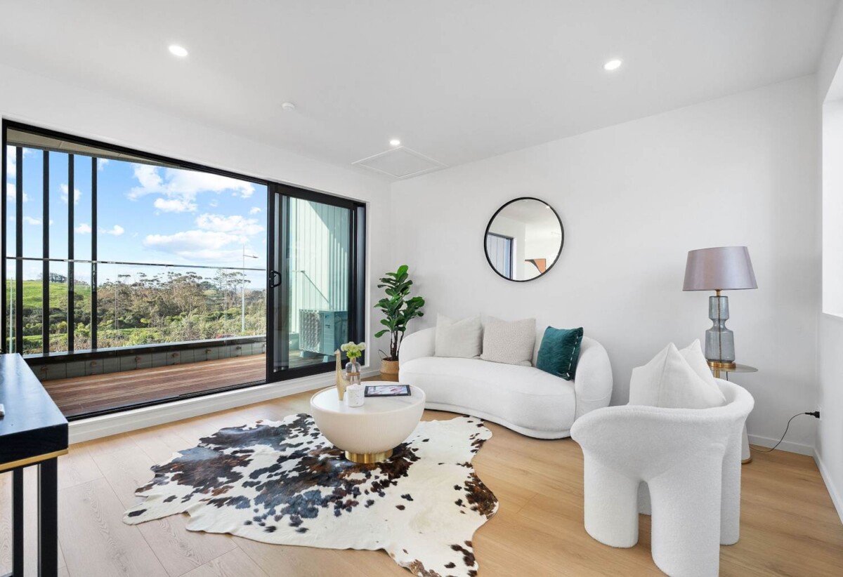 Seaview Living Lifestyle – Brand New Coastal Home, Lot3/1090 Beach Road, Long Bay, Auckland
