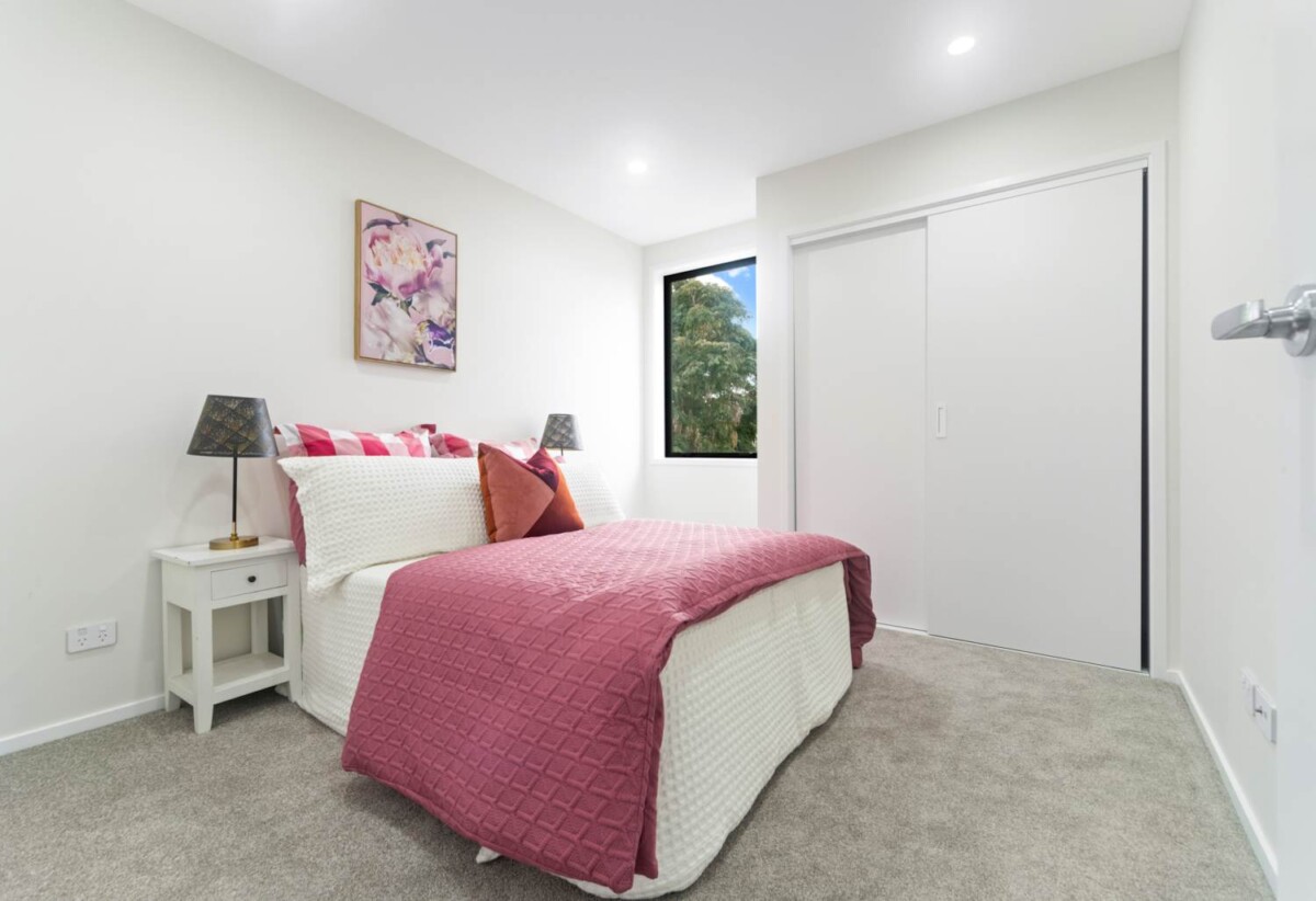 Affordable, Brand-new freehold 4 bedrooms, 11D Rountree Place, Conifer Grove, Auckland
