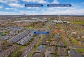 Botany Downs Secondary College zone, brick and tile 4 beds house on 471m2 section, 533 Chapel Road, East Tamaki, Auckland