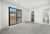 Modern Single-Level Home with Dual Kitchens, 10 Bannockburn Road, Papakura, Auckland
