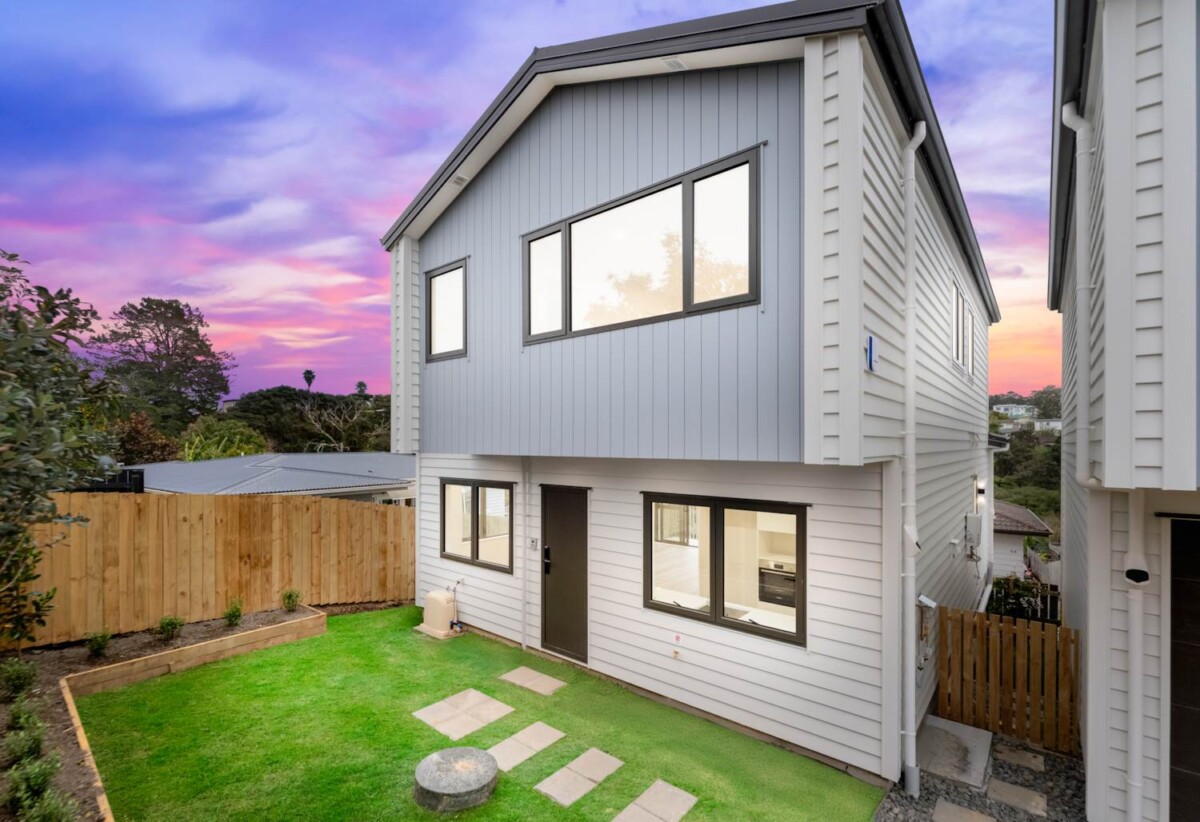 4/90 Moire Road, Massey, Auckland