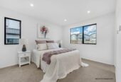 Urgent Sale, Must sell, Please ignore the CV of $1,700,000, 16 Glann Lane, Flat Bush, Auckland